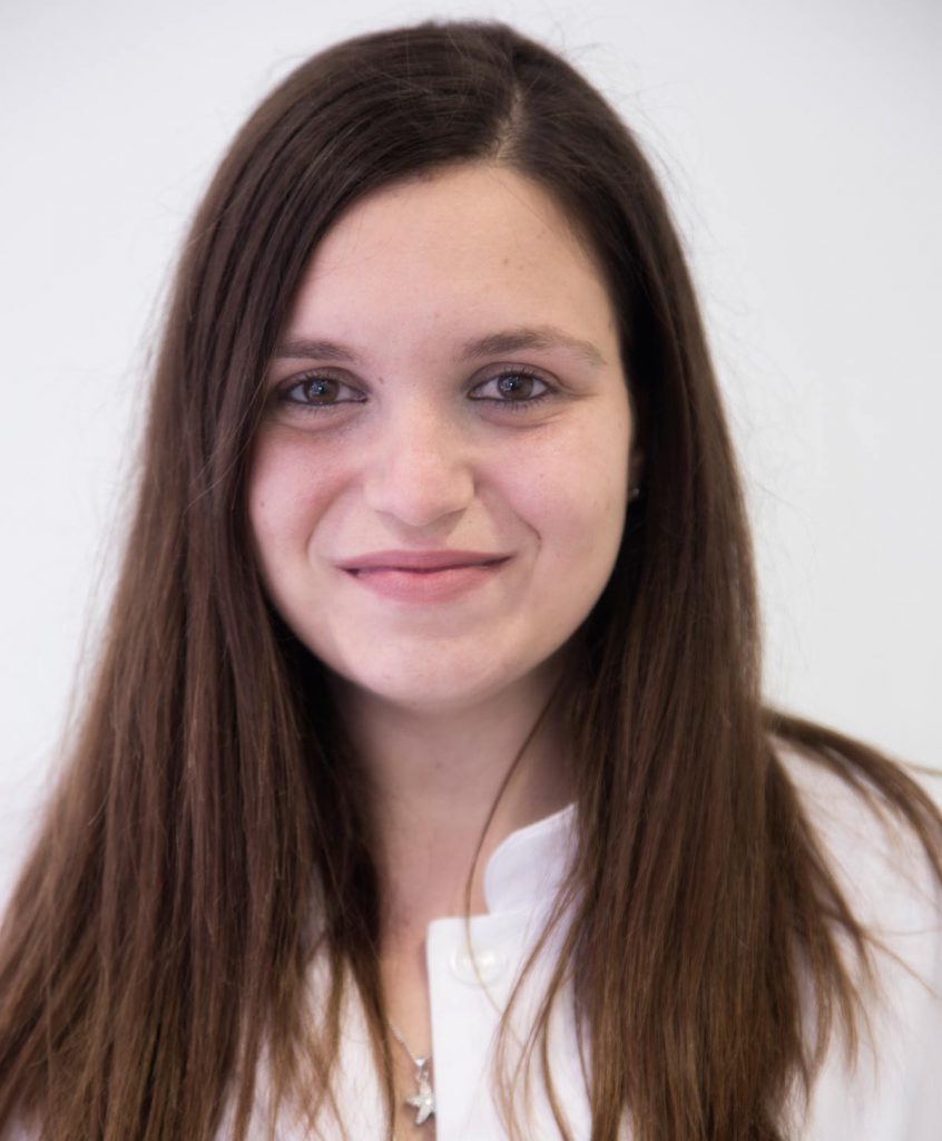 Secretaria, Ana Gayá